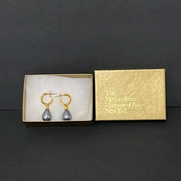 アート・デザイン・音楽 JEWELRY from the PEARL MUSEUM アート・デザイン・音楽 JEWELRY from the PEARL MUSEUM Museum